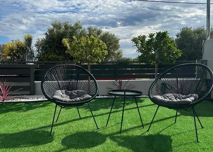 Sunset Yerakini Polýgyros