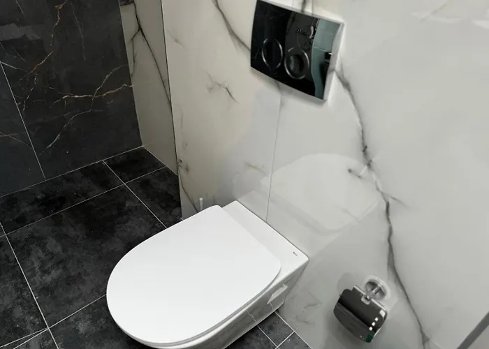 Sunset Yerakini Polýgyros